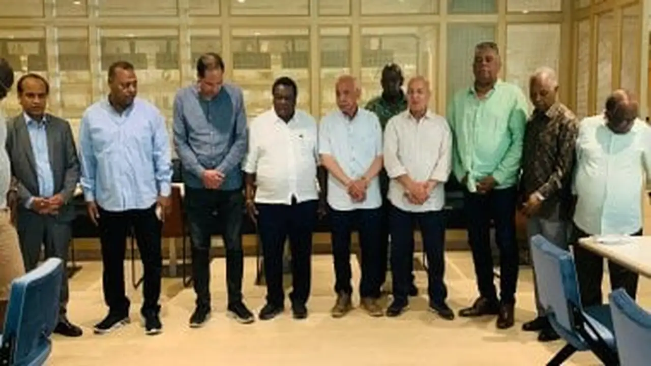 اتحاد عمال مصر يتبادل الخبرات مع كينيا لتعزيز التعاون النقيب